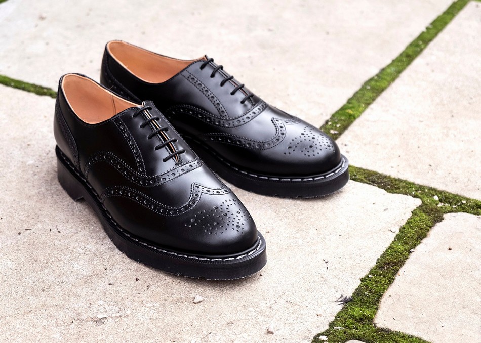 Solovair Hi-Shine English Brogue Sko Dame Sort | S5-811-BK-G-030